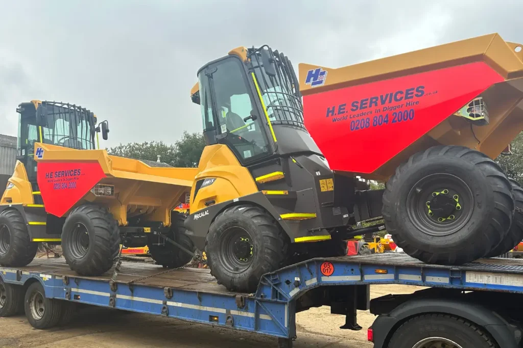 Devon plant hire - cabbed dumper hire