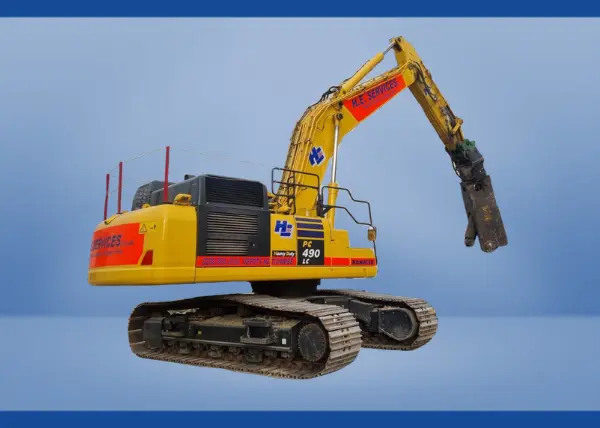 Komatsu Tracked Excavator Hire - 49 Tonne Excavator Hire